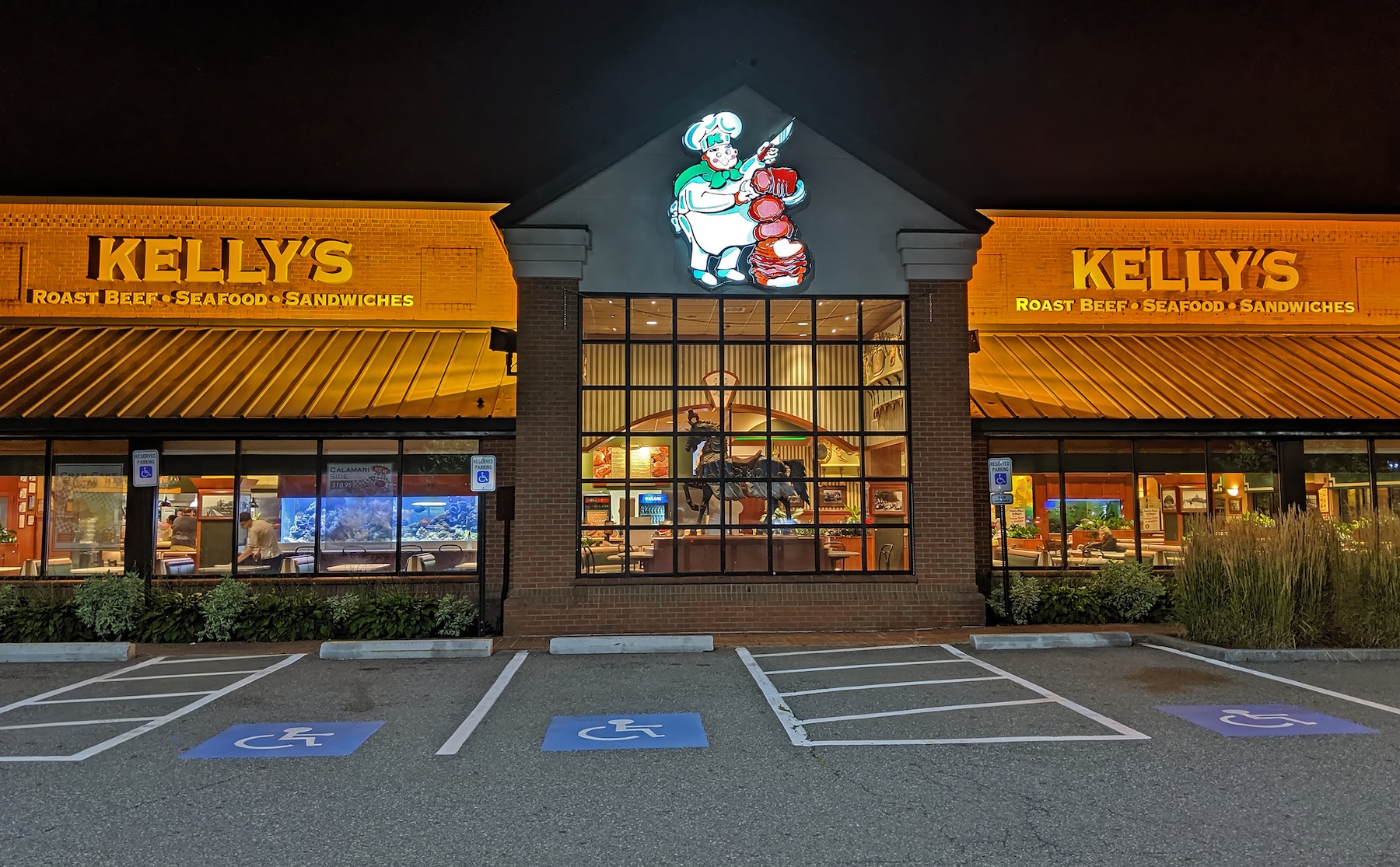 Private-equity firm buys Kelly's Roast Beef